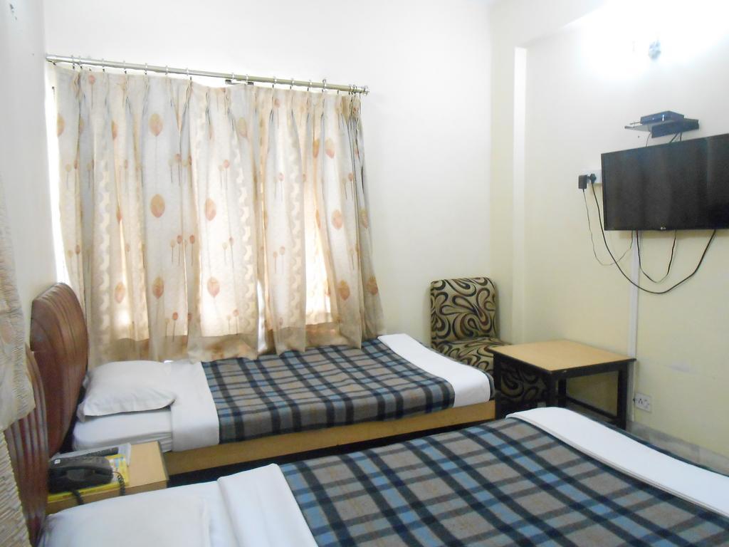 Hotel Akash Deep Kalkuta Zewnętrze zdjęcie