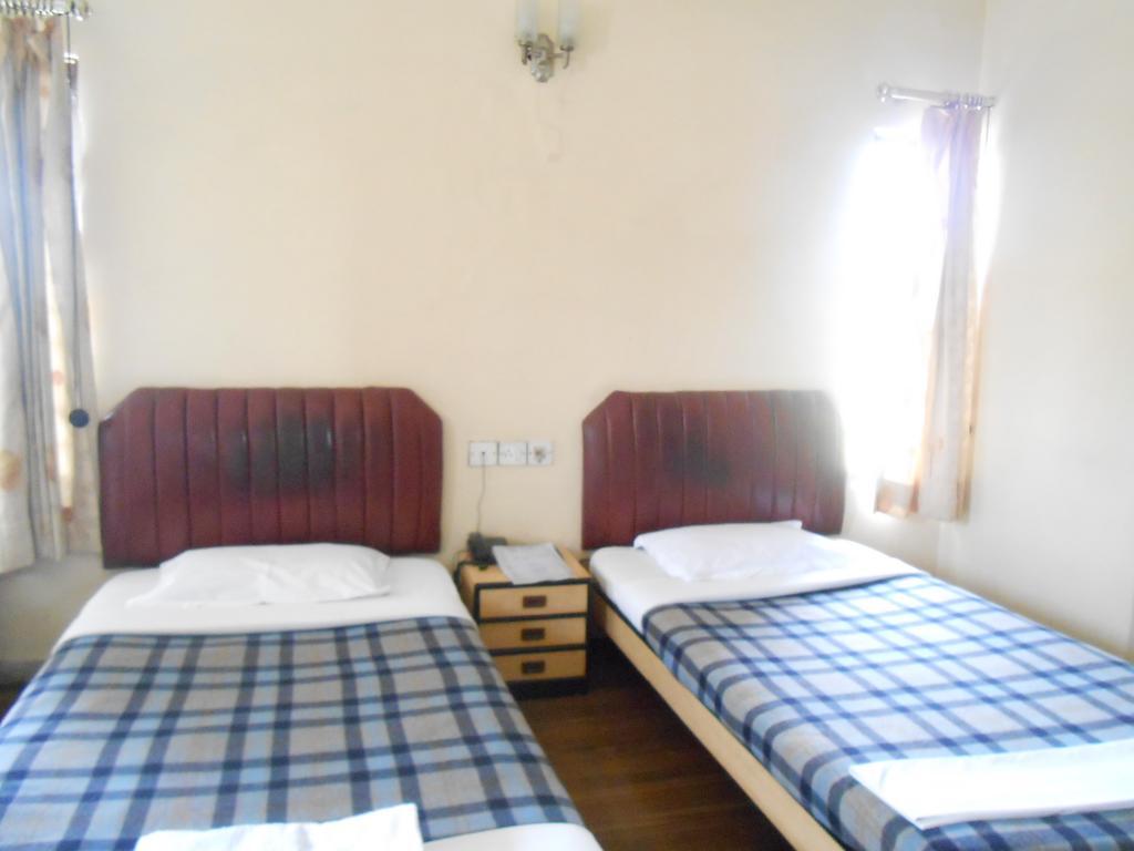 Hotel Akash Deep Kalkuta Zewnętrze zdjęcie