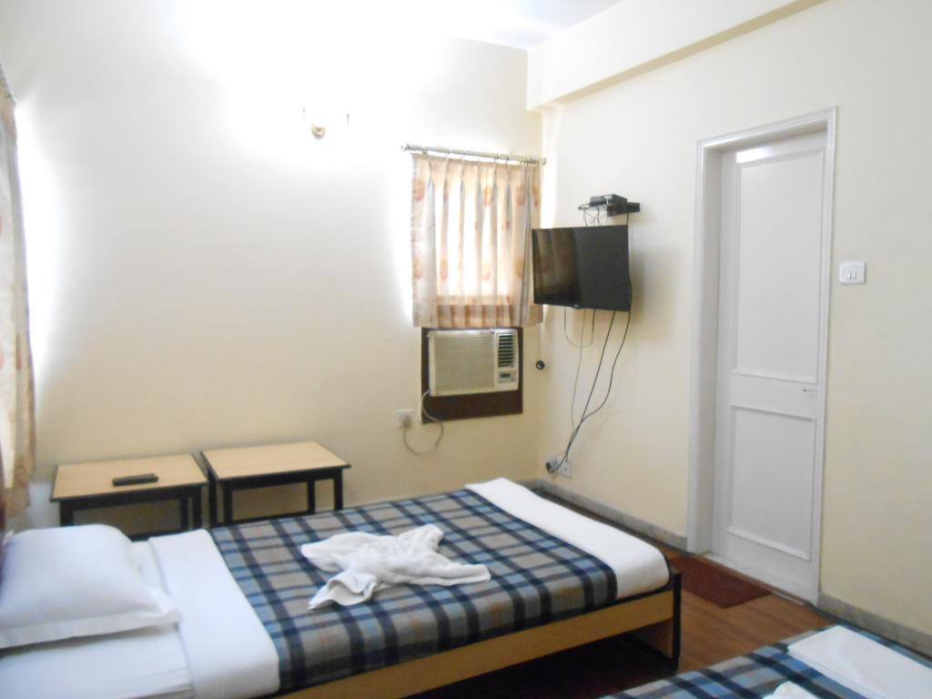 Hotel Akash Deep Kalkuta Zewnętrze zdjęcie